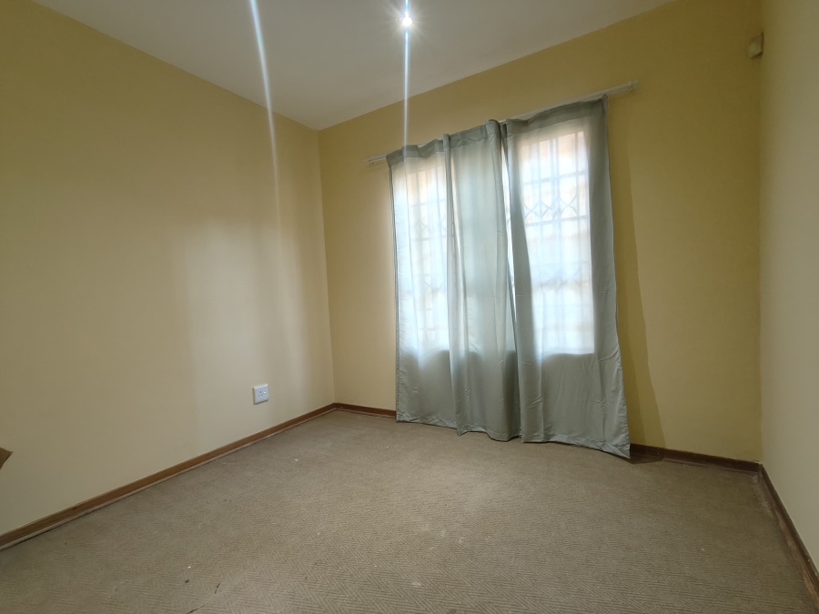 3 Bedroom Property for Sale in Azalea Park North West